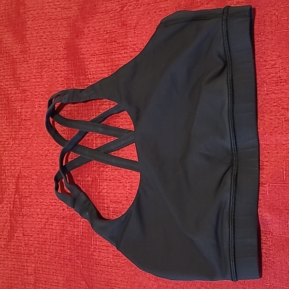 Lululemon Atletica Sport Brass, Size 6, Color Black ⚫️ ♥️ 👌 😍